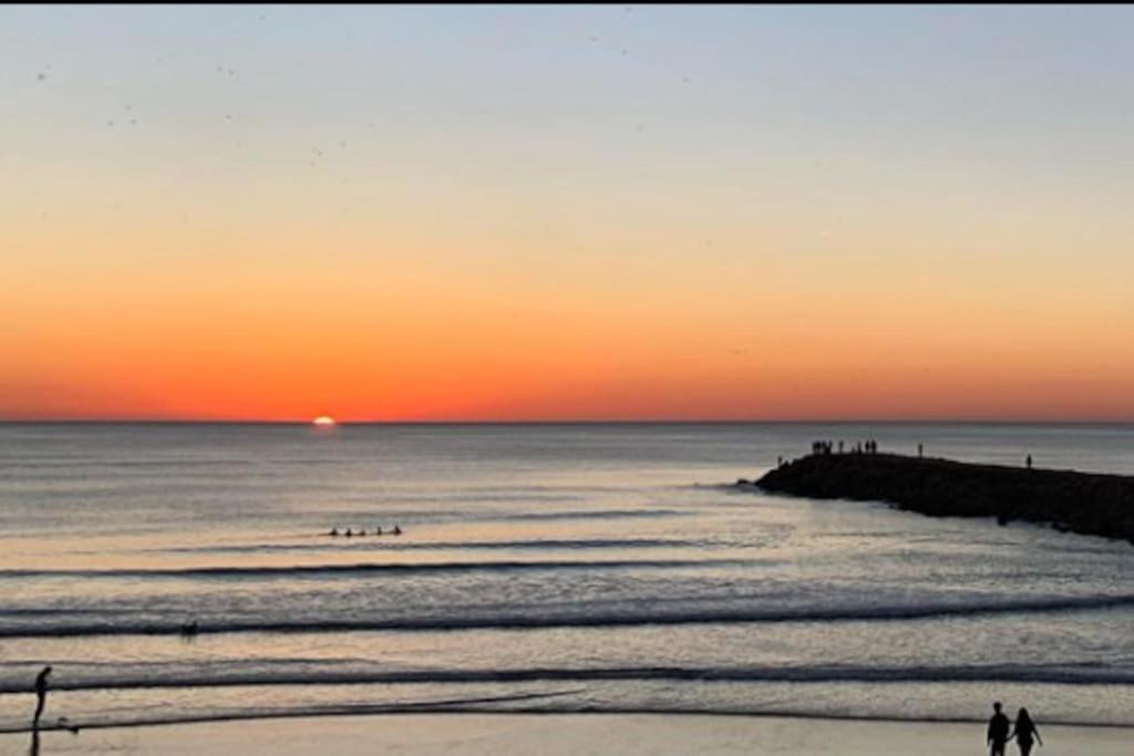 Enjoy Ocean Beach Life At Costa Da Caparica! ภายนอก รูปภาพ